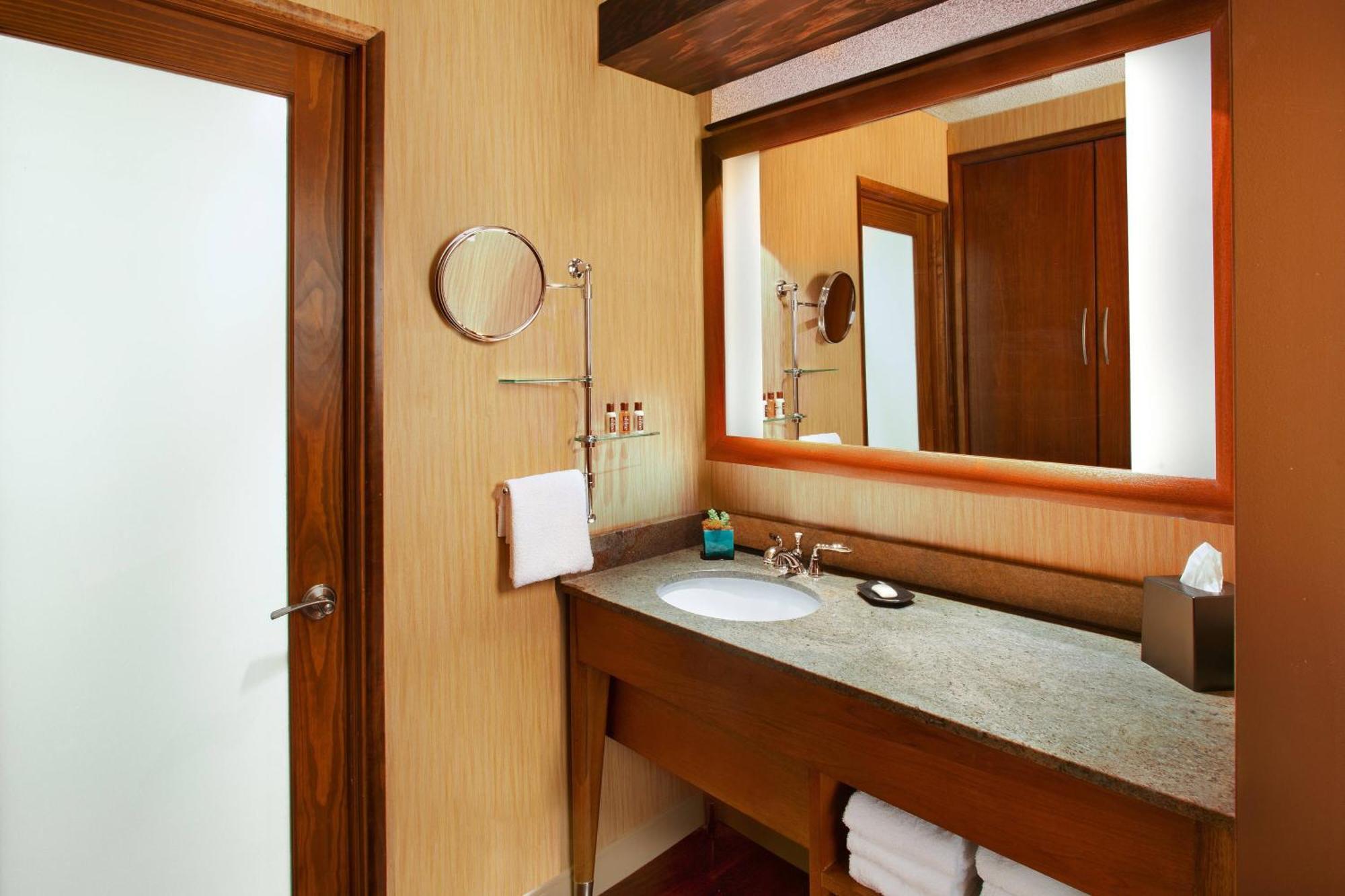 Sheraton Albuquerque Airport Hotel Ngoại thất bức ảnh