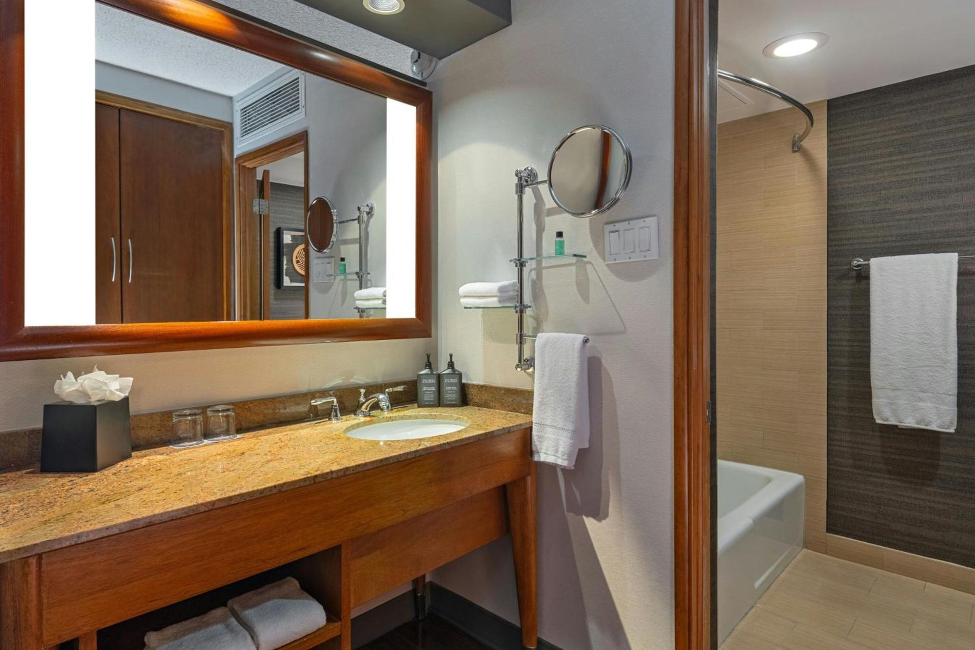 Sheraton Albuquerque Airport Hotel Ngoại thất bức ảnh